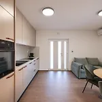 Royal Oak With Private Parking Appartement *