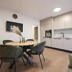 Royal Oak With Private Parking Appartement *