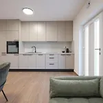 Appartement Royal Oak With Private Parking