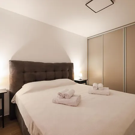 Royal Oak With Private Parking Zadar