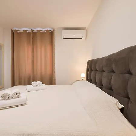Royal Oak With Private Parking * Zadar