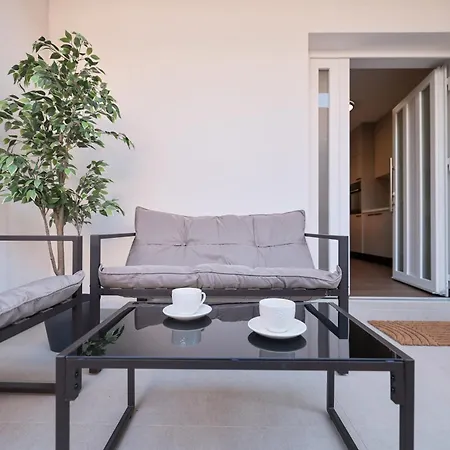 Daire Royal Oak With Private Parking Zadar