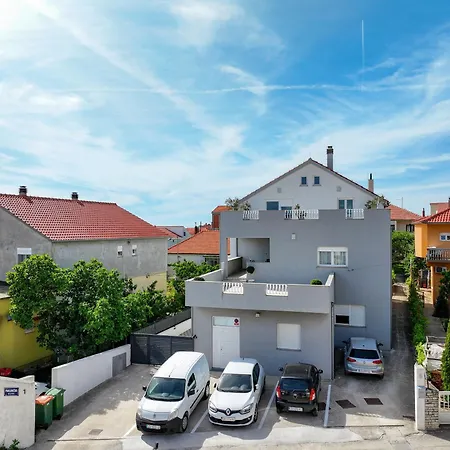 Apartamento Royal Oak With Private Parking Zadar