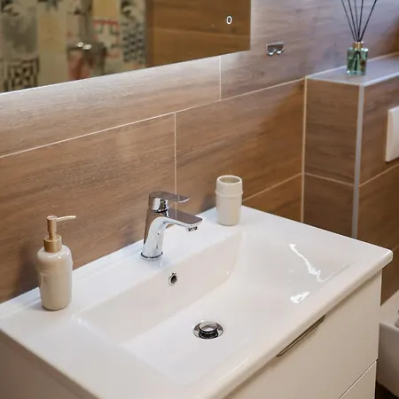 Apartament Royal Oak *