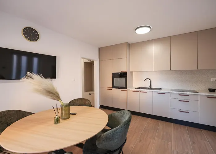 Royal Oak زادار