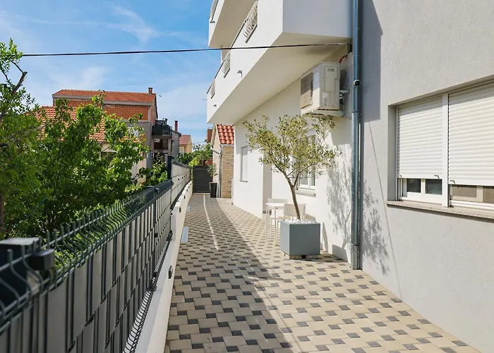 Royal Oak With Private Parking * Zadar